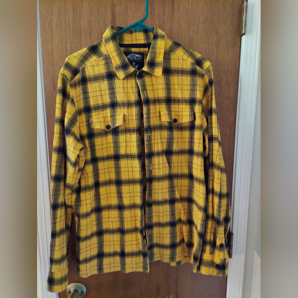 Vans Off the Wall, men's, yellow and black plaid flannel shirt. Size M